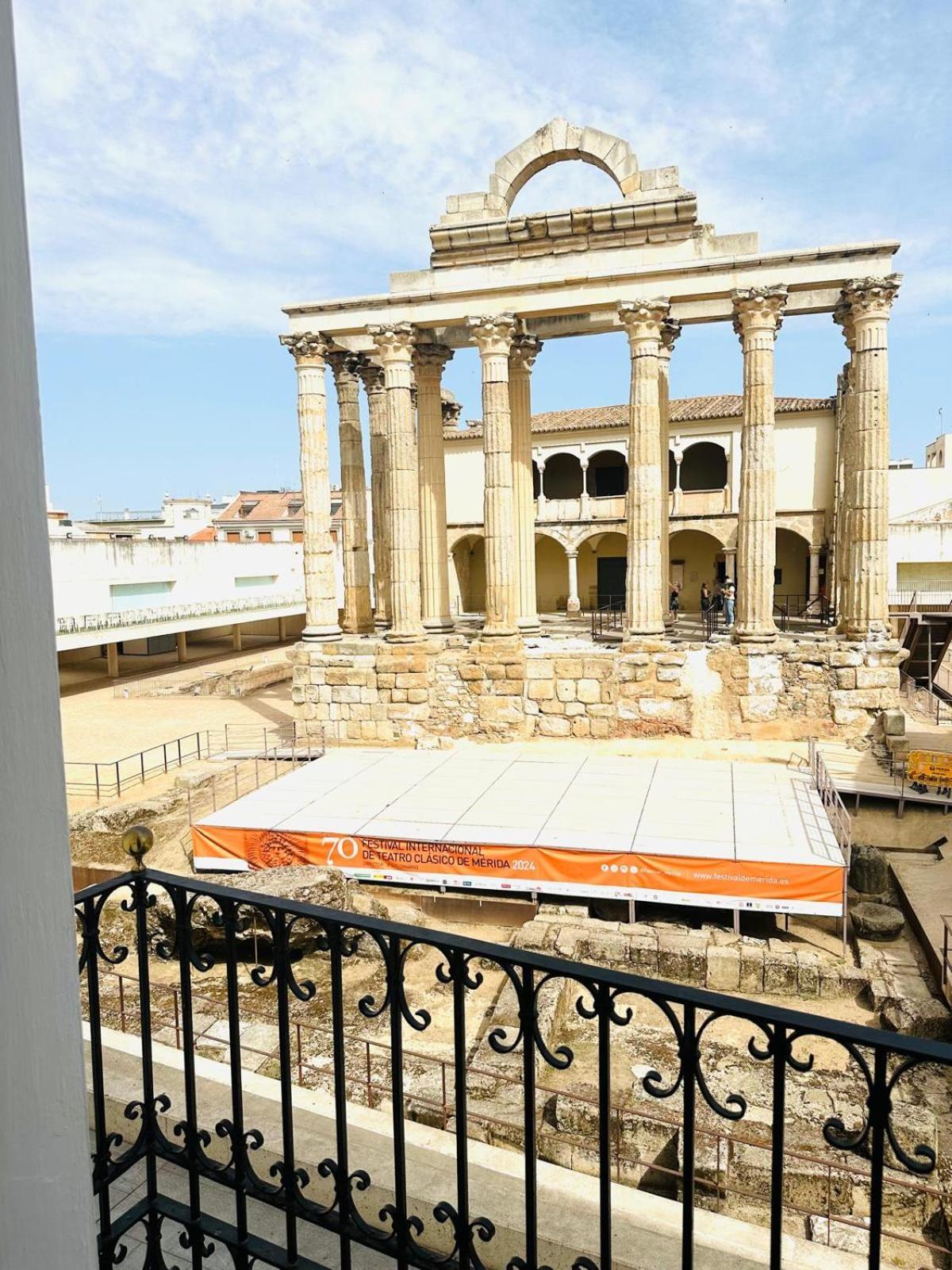 Apartamentos Templo Diana -Vistas Historicas- Mérida Zewnętrze zdjęcie